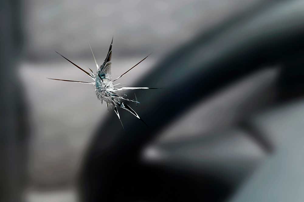 Austausch Windschutzscheibe-Zerbrochenes Glas hinter dem Lenkrad